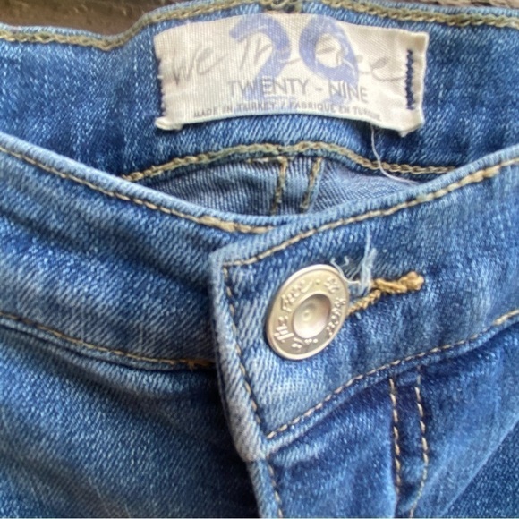 Free People High Waisted Jeans Size 29 Busted Knee - Picture 3 of 5